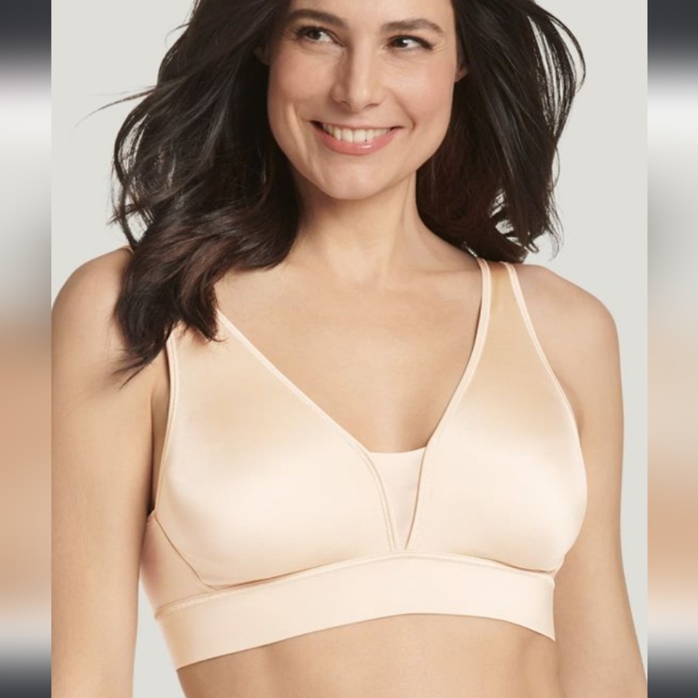 JOCKEY FOREVER FIT V-NECK lightly lined bra